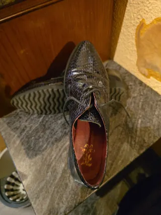 Scarpe classiche nere