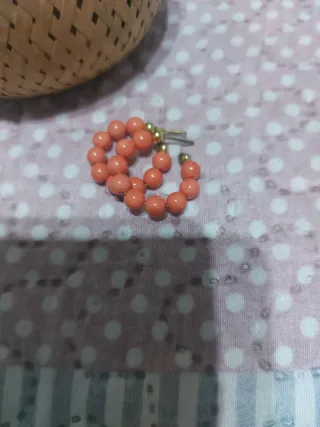 Argollas de bolas tipo corales.