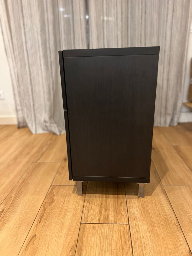 Cajonera Ikea de madera y metal