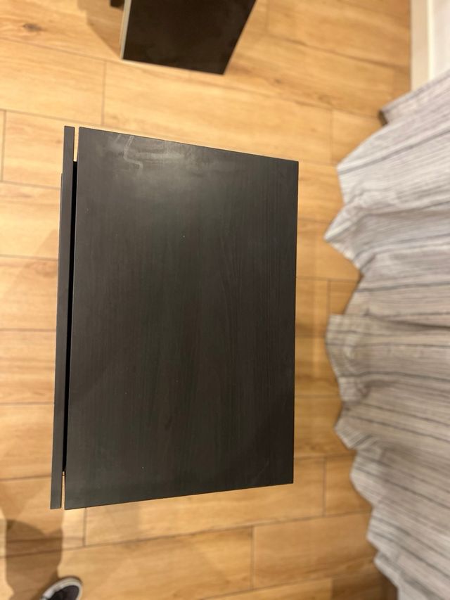 Cajonera Ikea de madera y metal