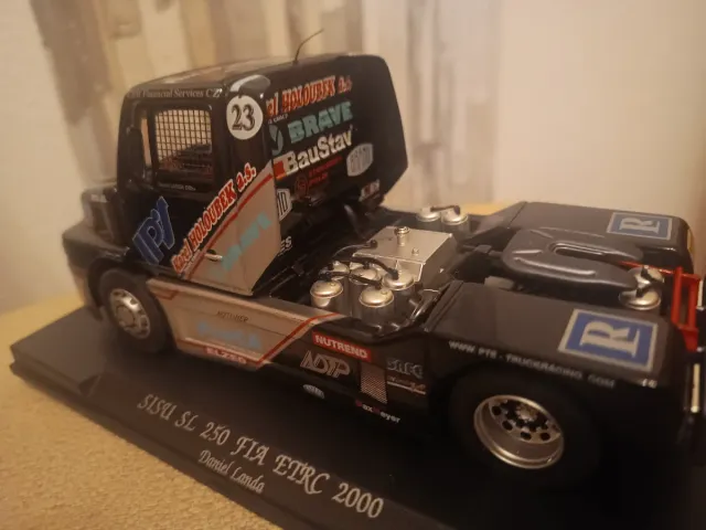 Camión slot SISU SL 250 FIA