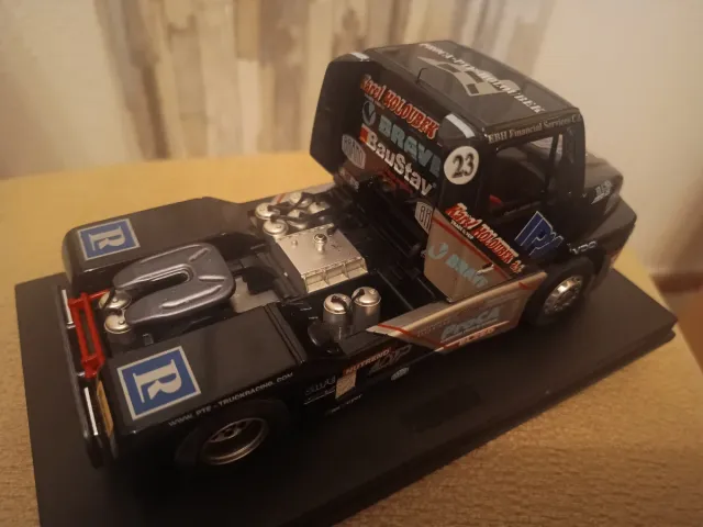Camión slot SISU SL 250 FIA