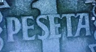 Peseta de España 1944 con errores