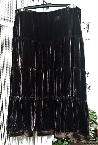 Falda midi terciopelo negra T.44