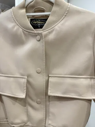 Chaqueta polipiel beige S