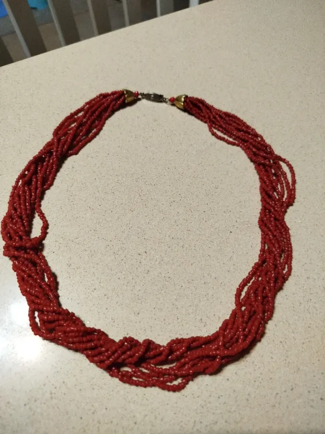 Girocollo vintage corallo rosso