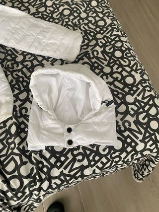 Chaqueta Moncler Blanca con Capucha extraible