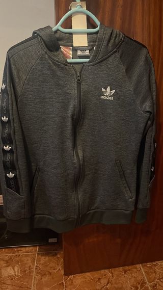 Casaco infantil Adidas azul e vermelho