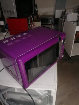 Microondas Jocel Morado