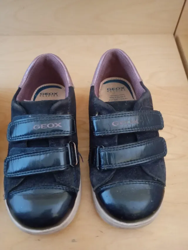 Lote 2 pares zapatos Geox y otro