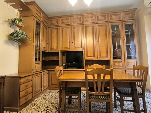 Mobile soggiorno angolare legno e vetro