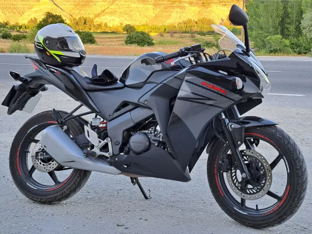 Honda CBR 125 R