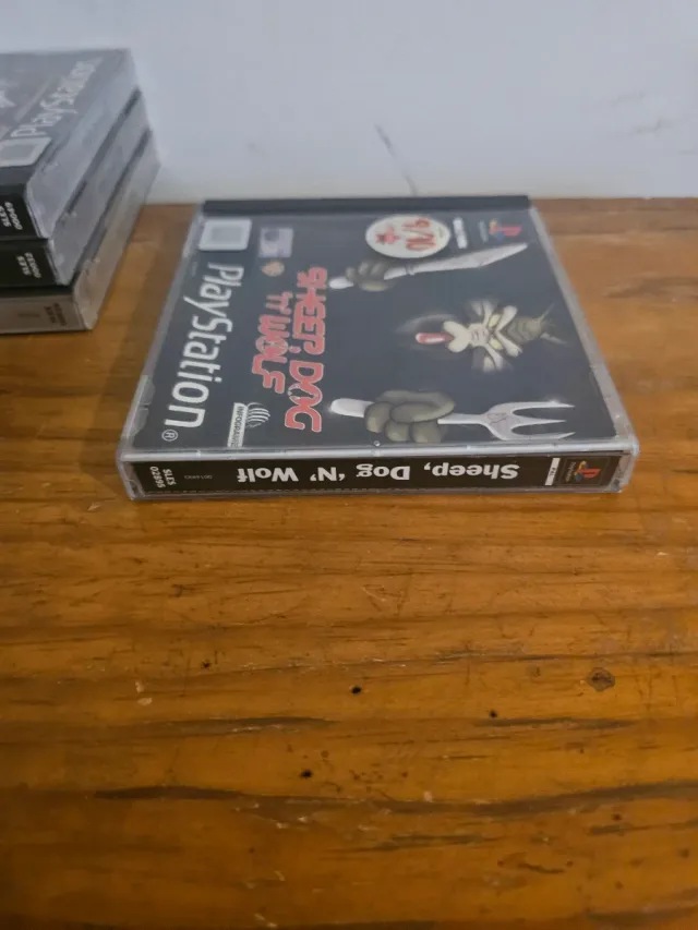 Jogo PS1 Sheep Dog 'n' Wolf PAL UK Black Label psx