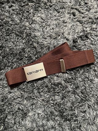 Cintura Carhartt marrone con fibbia argento