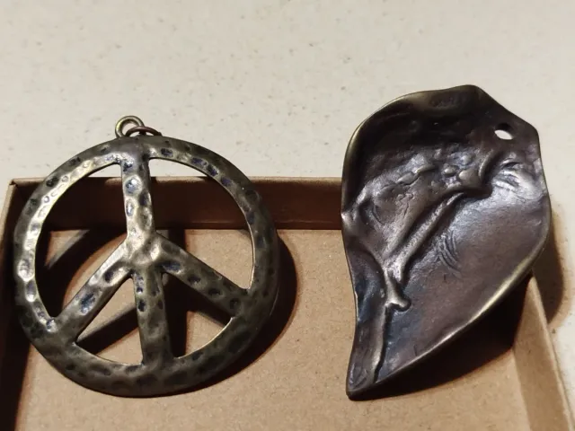 Set 2 ciondoli fatti a mano