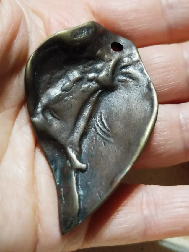 Set 2 ciondoli fatti a mano