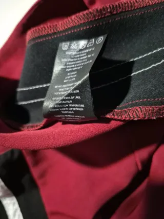 Falda de punto con licra