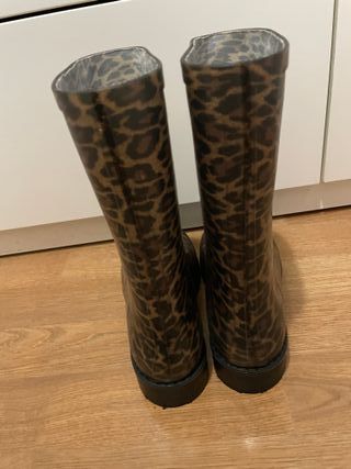 Botas de agua Zara leopardo
