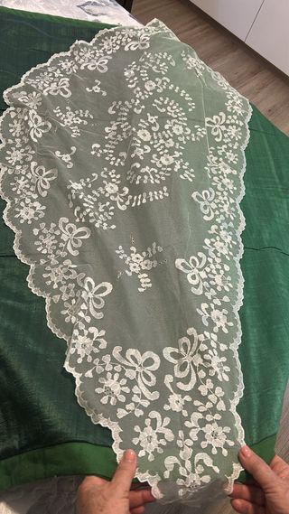 Pico o manteleta hecha a mano