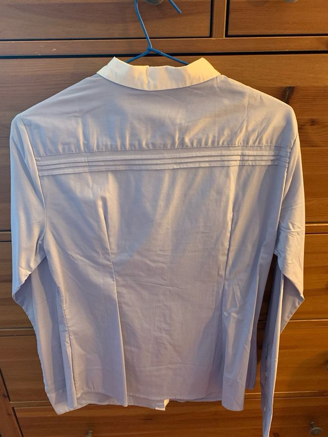 Camisa azul y blanca talla L