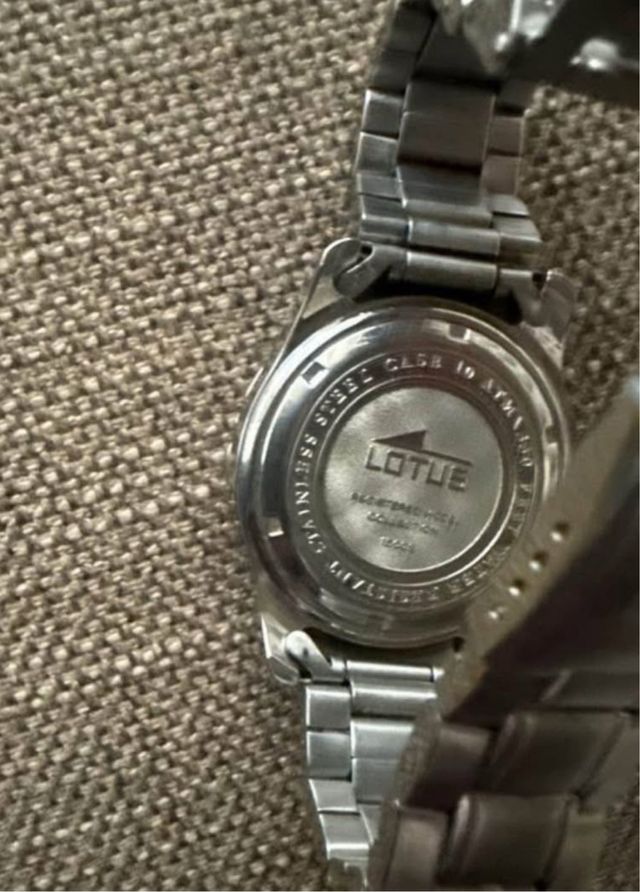 Reloj Lotus. Hombre.