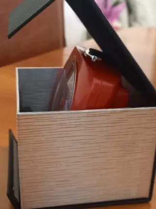 Orologio sveglia Seiko rosso,nuova