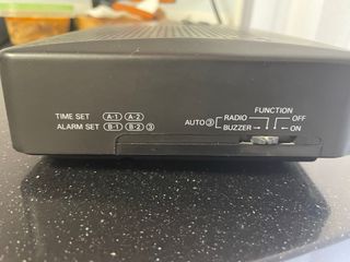 Radio despertador Sanyo RM-5080