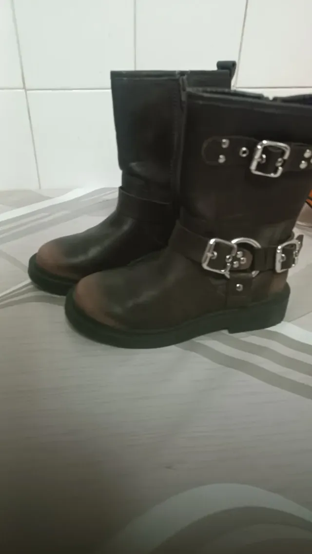 Botas niña Zara Talla 30