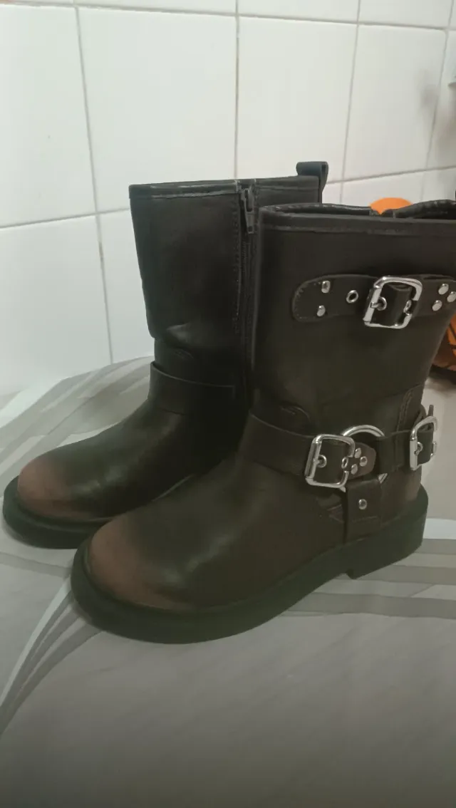 Botas niña Zara Talla 30