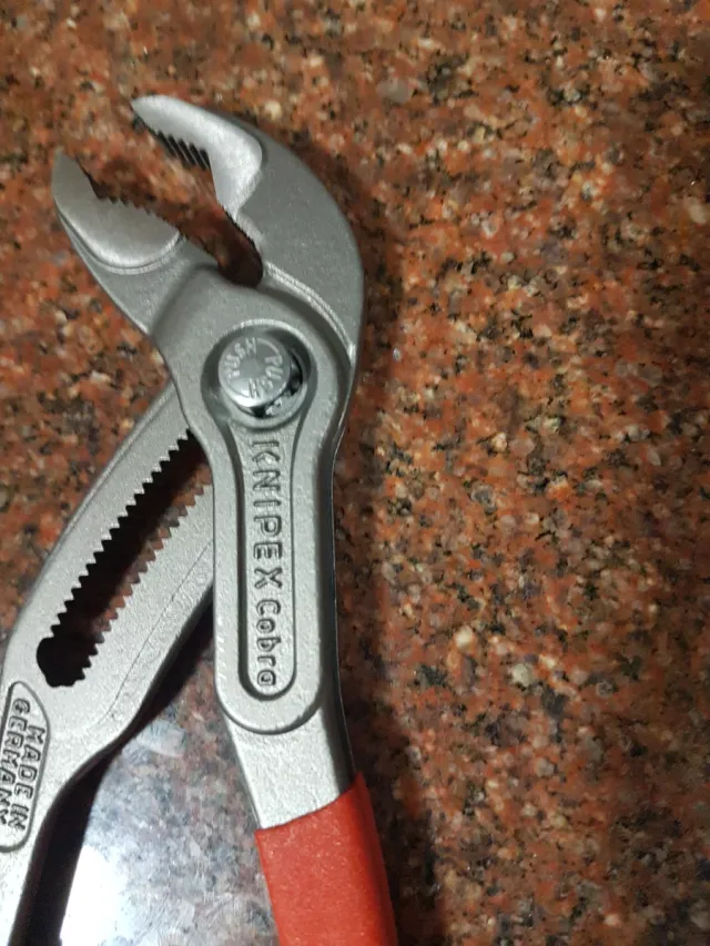 Alicates Pico de Loro Knipex 250