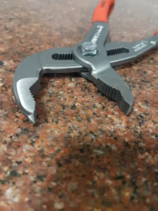 Alicates Pico de Loro Knipex 250