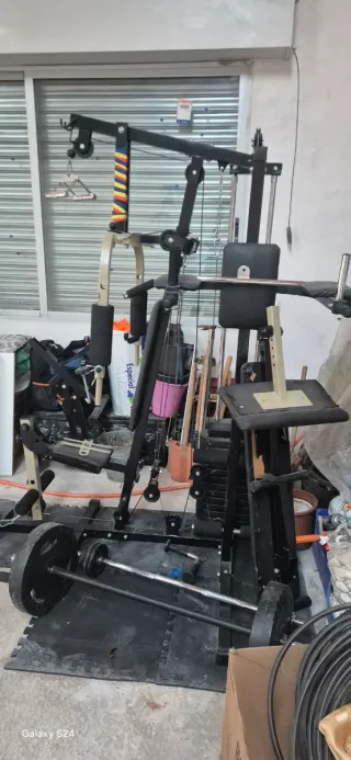 Máquina de gimnasio multifunción