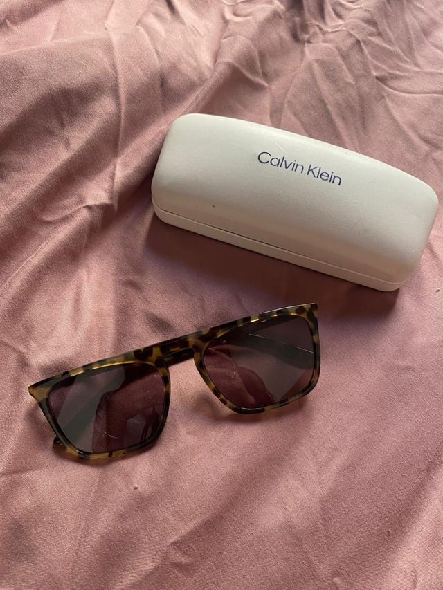 Occhiali da sole Calvin Klein nuovi
