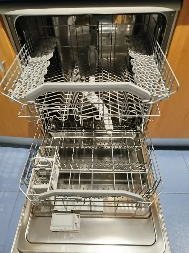 Lavavajillas Hotpoint Ariston