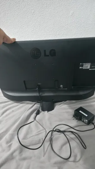Monitor LG 22” IPS para PC, PS4, Switch