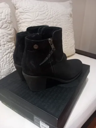 Botines negros