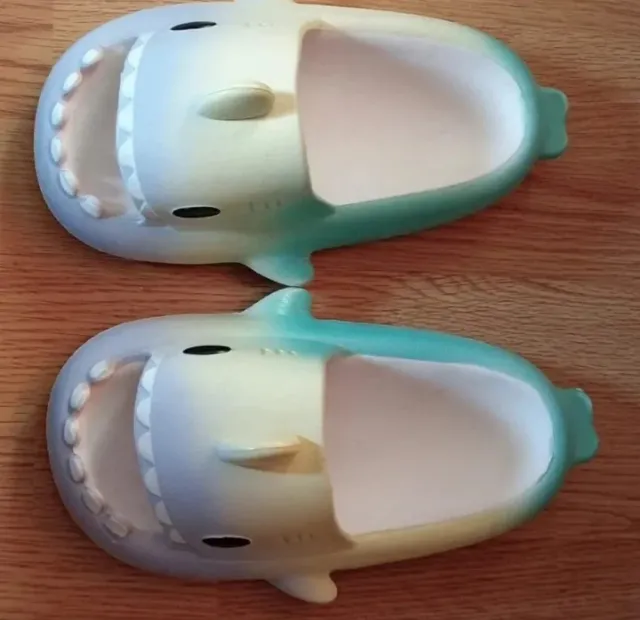 Cojín Disney Body Ballet Peluche Foca Zapatillas