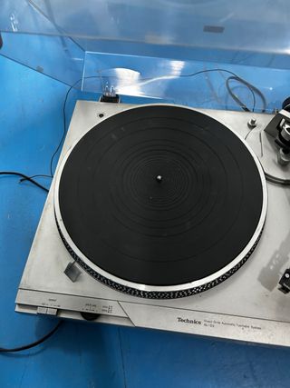 Tocadiscos Technics SL-D2 Plata
