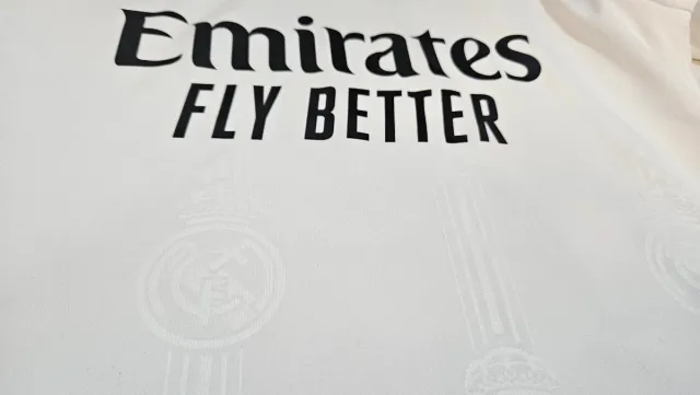 Camiseta Real Madrid Adidas Talla 11-12