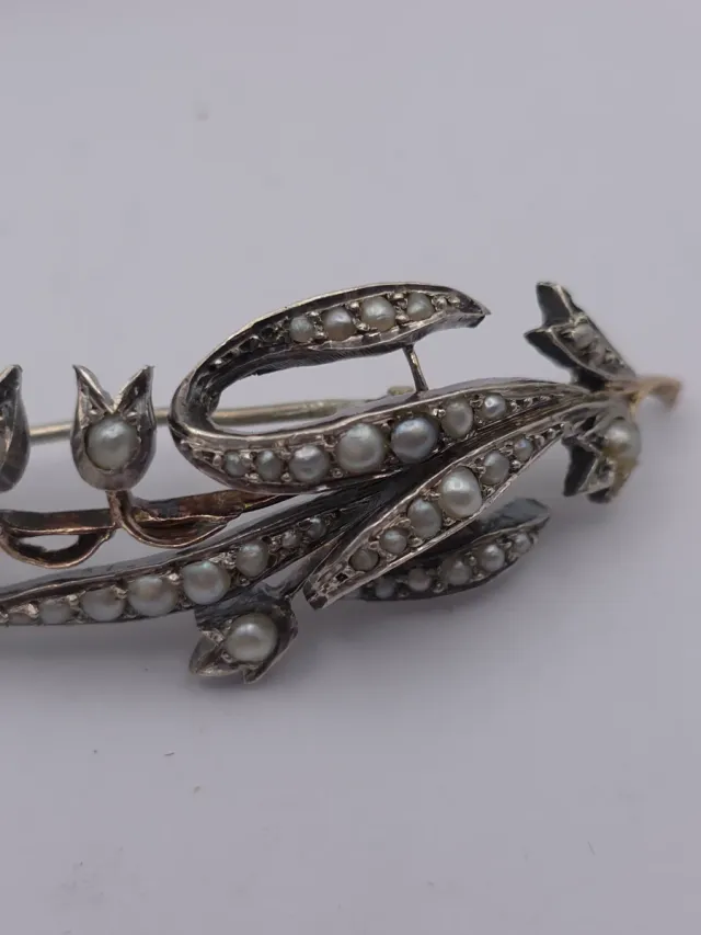 Broche Plata Perlas Diseño Floral