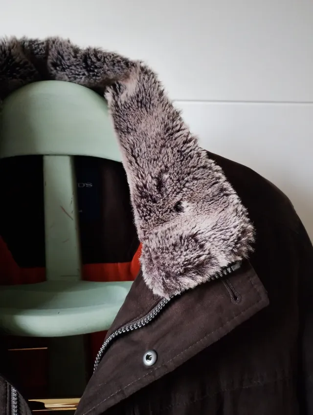 Chaquetón ante hombre marrón