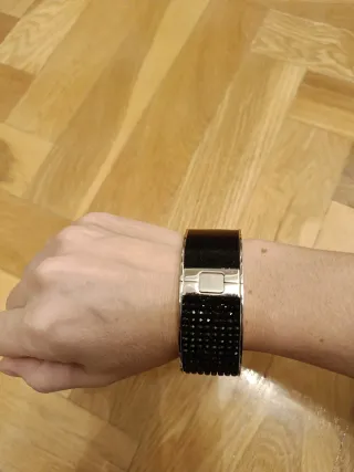 Pulsera Swarovski Negra y Plateada