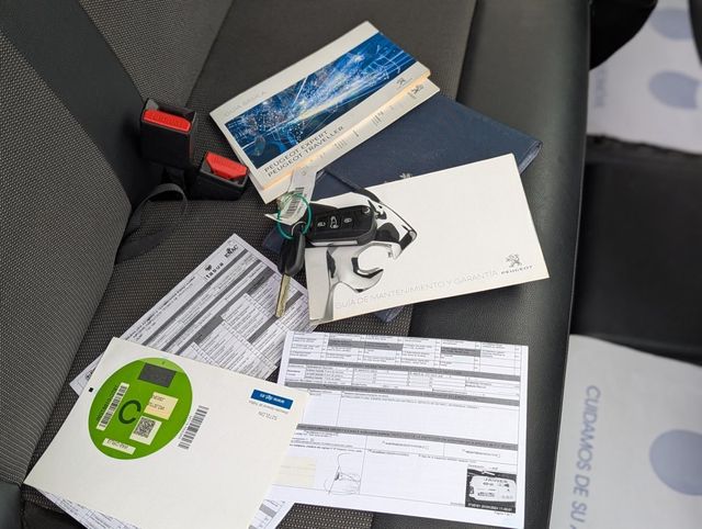 Peugeot Expert 2.0BlueHdi 120 M IVA y Garantía Inc