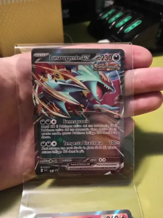 Lotto 146 carte Pokémon + scatola