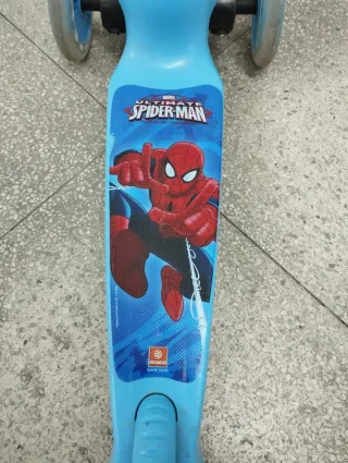 Patinete Spiderman Azul 3 Ruedas