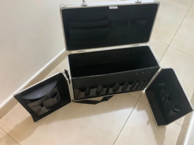 Maletín maquillaje/peluquería plata