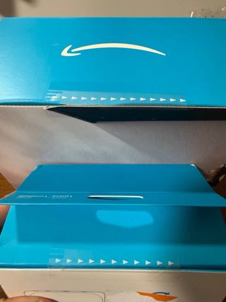 Amazon Echo Show 8 precintado