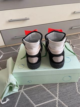 Off-White c/o Virgil Abloh Tg 41