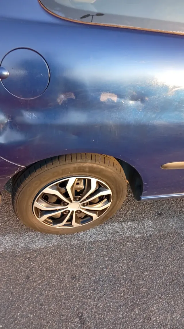 *OPORTUNIDAD*. Coche Ok por solo 1.700€