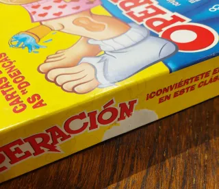 Juego "Operación" marca Hasbro 6+ años